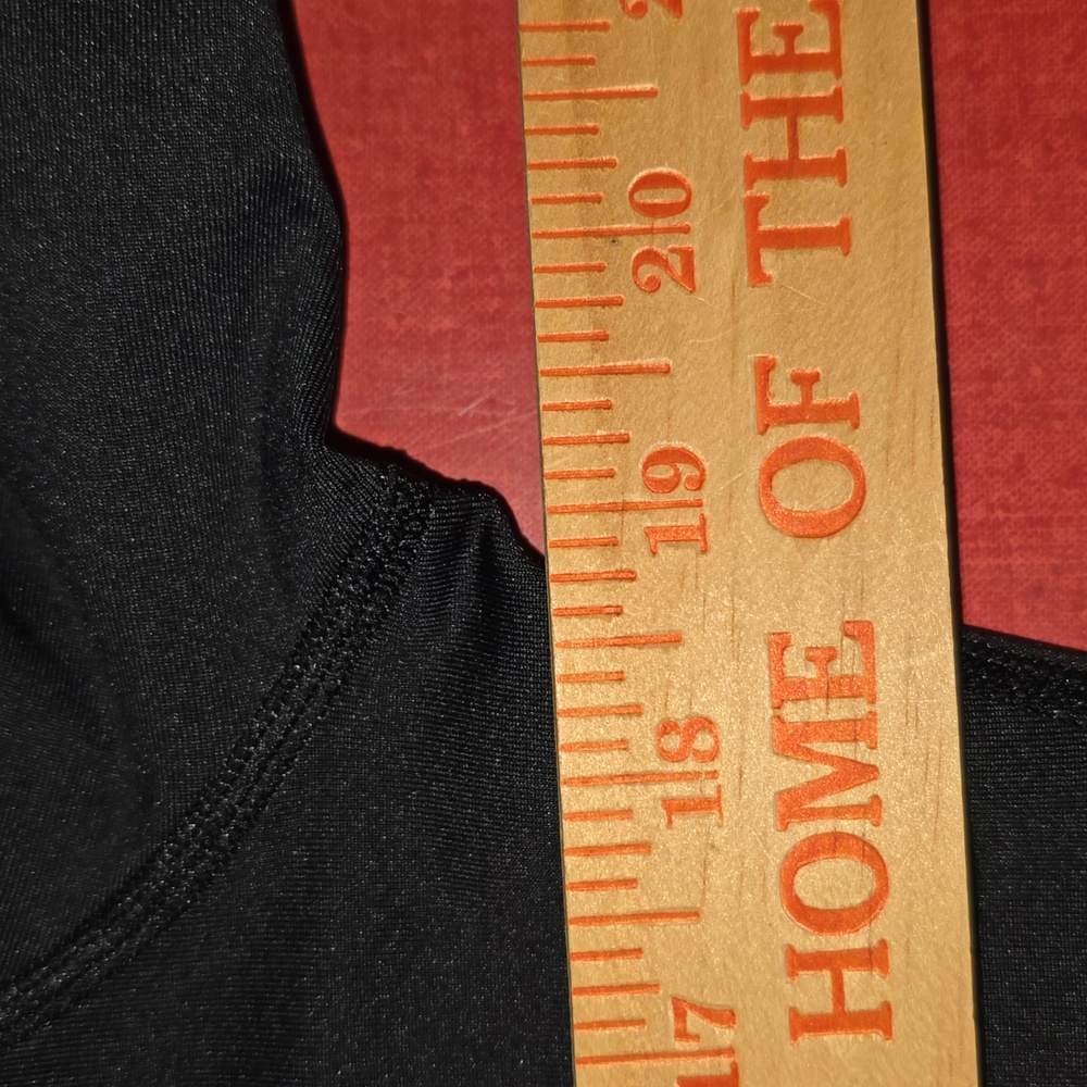 Under Armour Black Coldgear Mock Fitted  Women's Size XL - Picture 7 of 9